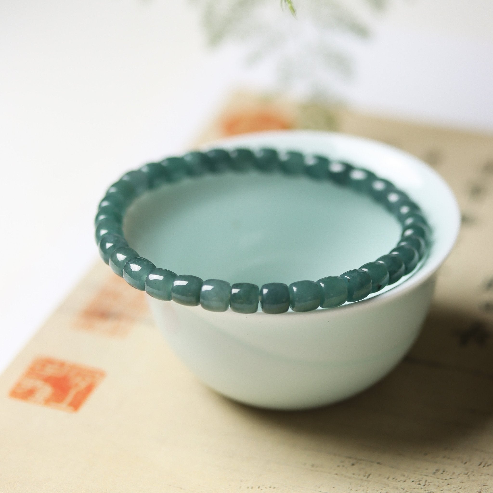 Dark Green Jadeite Bracelet - Bracelet - Feather Peace