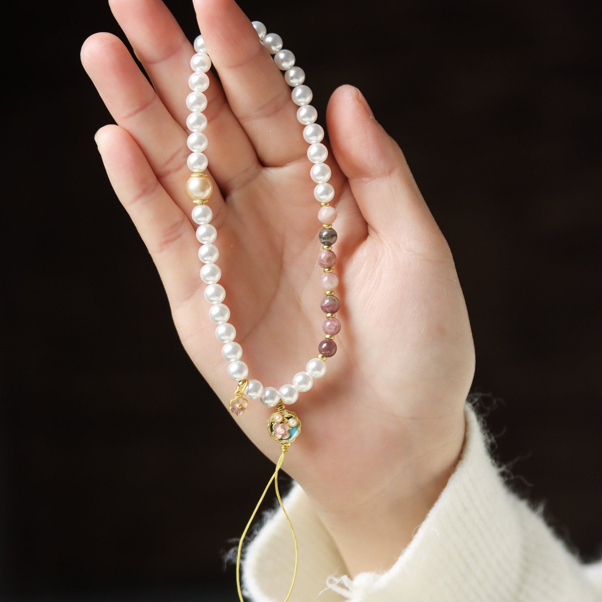 Delicate Shell Pearl Mala Bead - Bracelet - Feather Peace