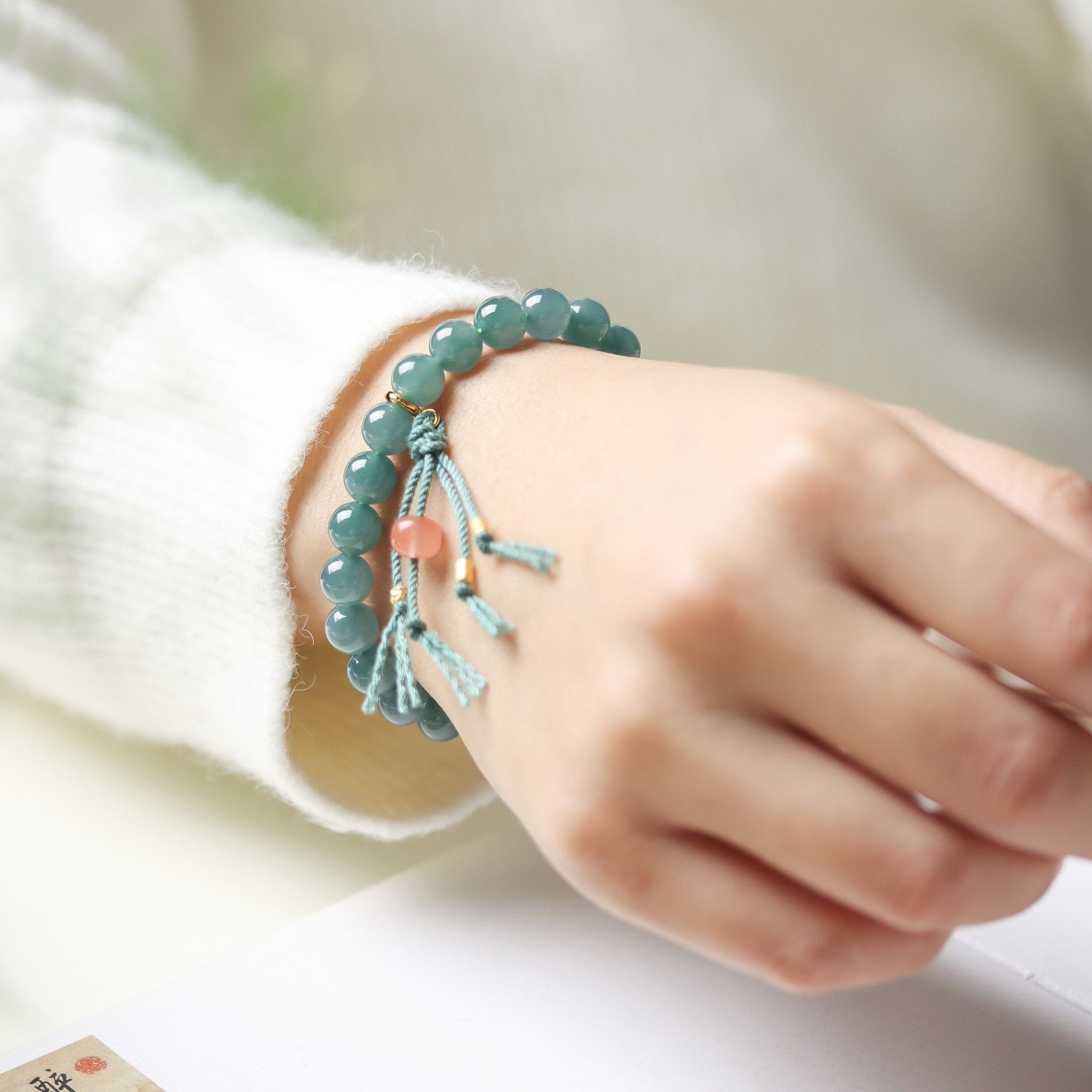 Misty Embrace Jadeit Bracelet - Bracelet - Feather Peace