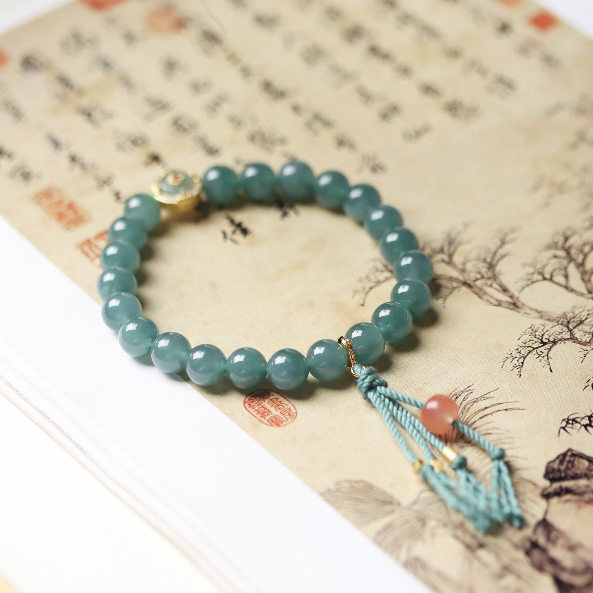 Misty Embrace Jadeit Bracelet - Bracelet - Feather Peace
